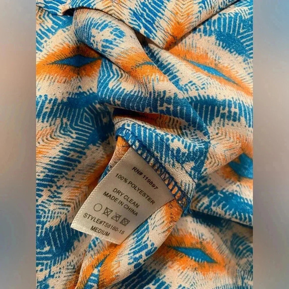 Collective Concepts High Low Button Front Scoop Neck 3/4 Sleeve Blouse Size M - Picture 9 of 10